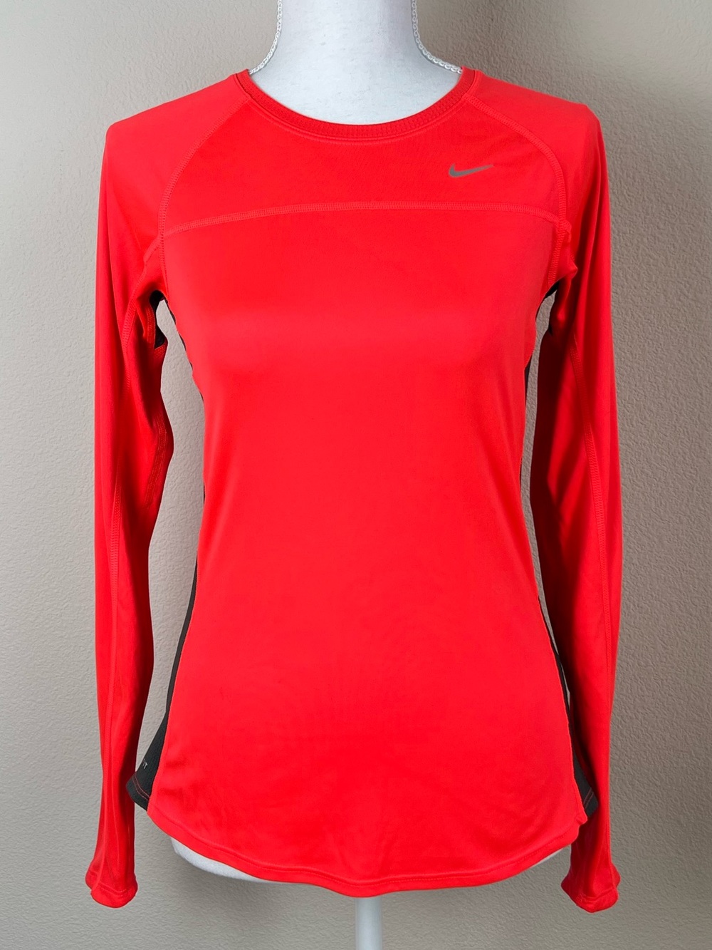 Nike Miler Dri Fit Neon Coral Running Shirt S Athleisure Training Workout Top